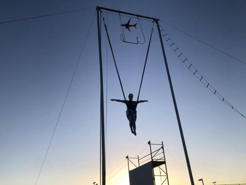 Bungee Trapeze